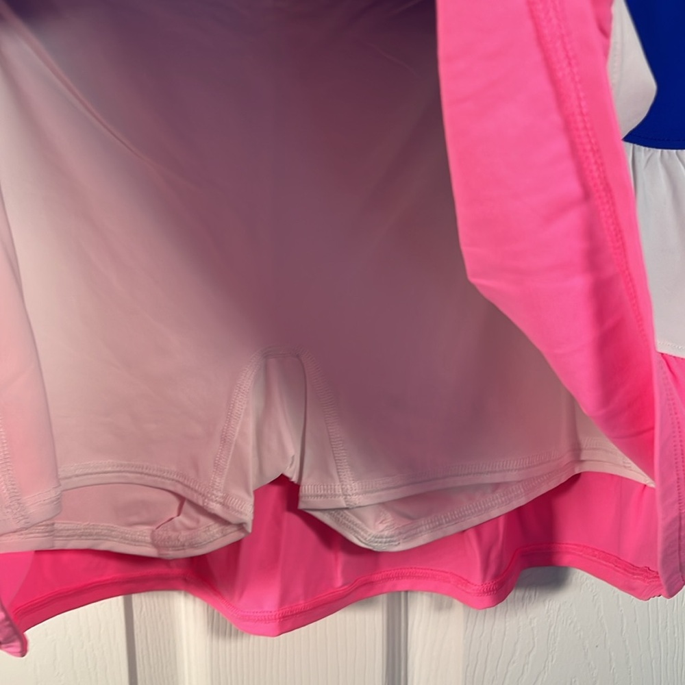 Lilly Pulitzer Blue and White Mini Skater Skirt with Tiered Design Athletic Wear - Picture 3 of 5